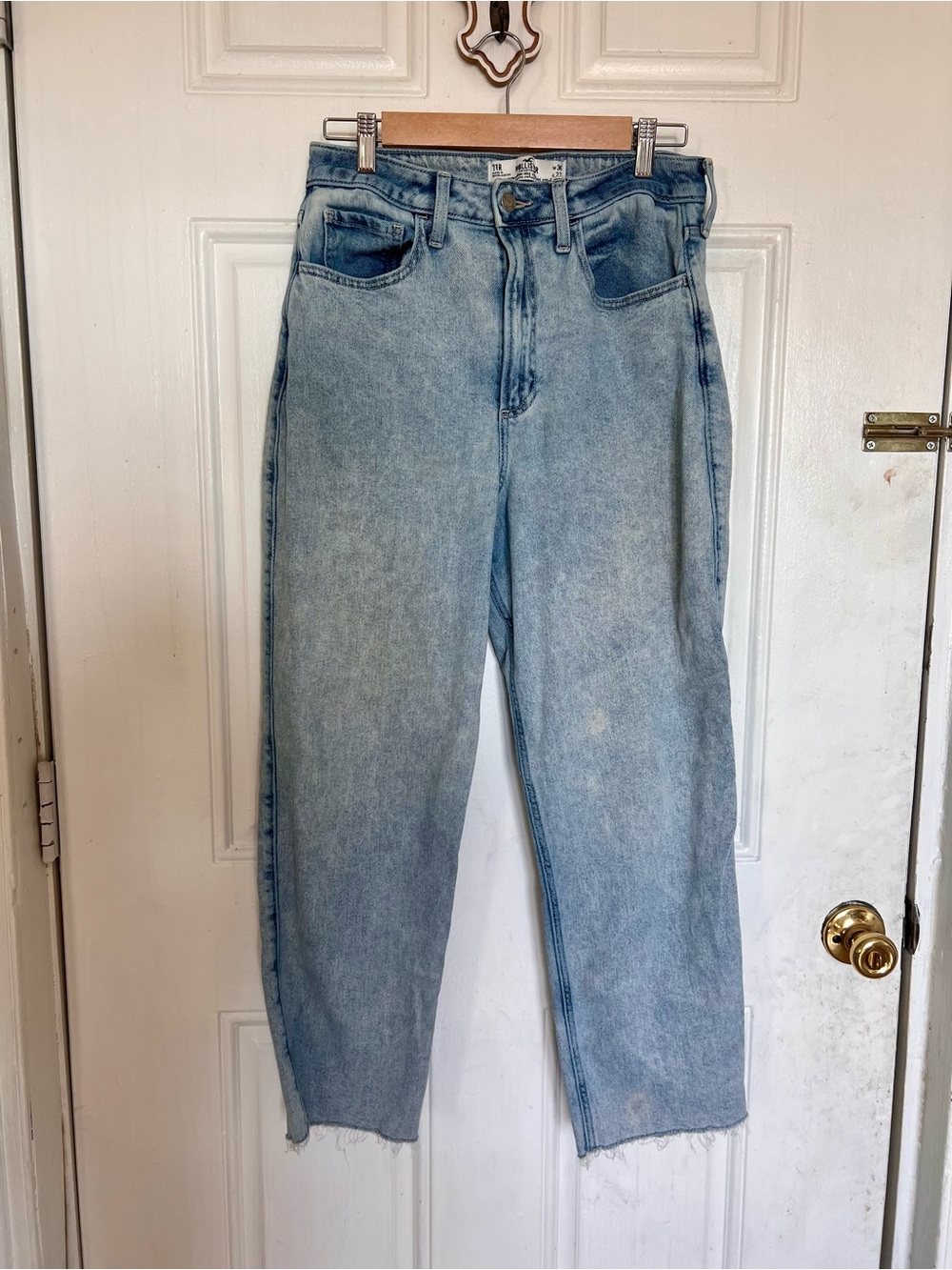 Hollister | Curvy Ultra High Rise Vintage Straight
